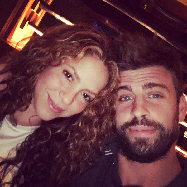 The Secrets of Shakira and Gerard Piqué's Private Love Story | E! News